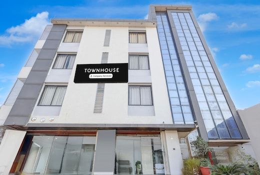 Super Townhouse Reti Bus Terminal Udaipur Formerly Greenland