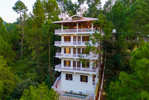 7BHK in Dharampur   Food Available  No AC required