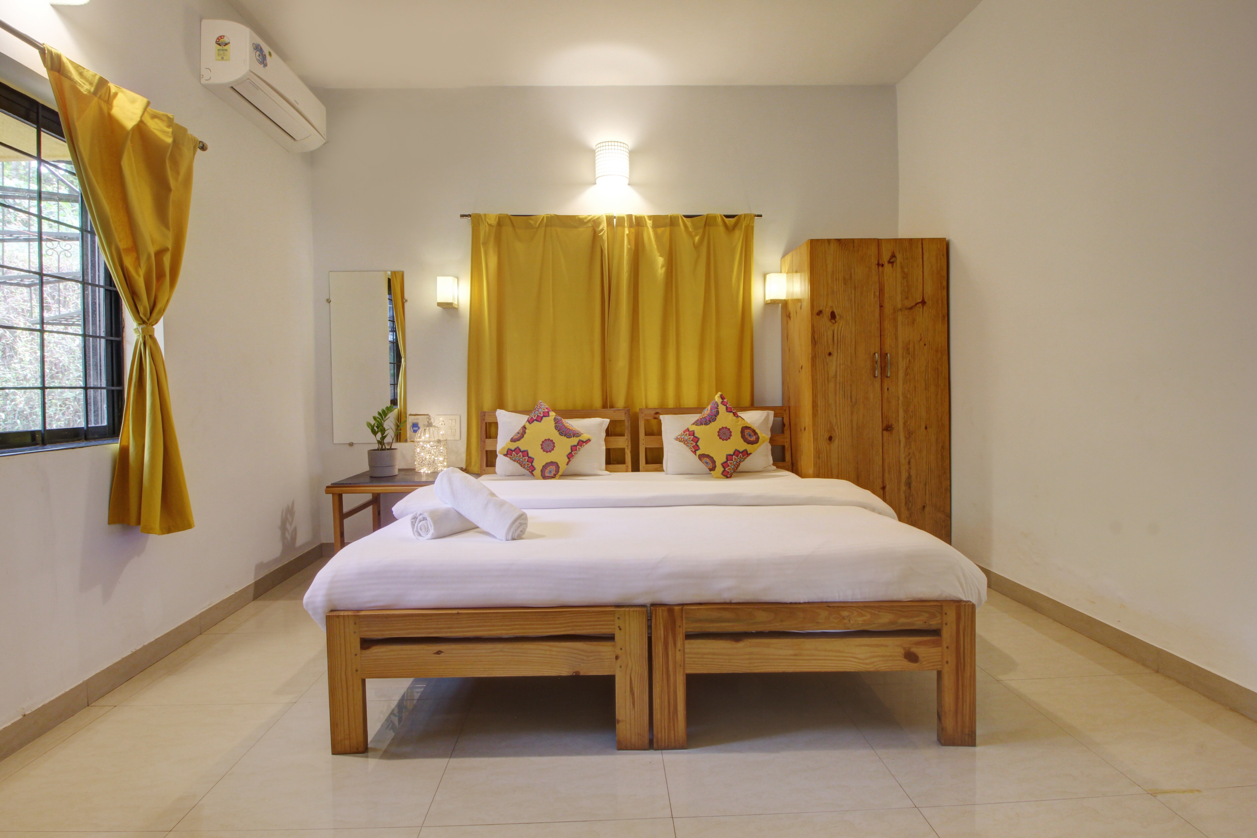Genesis Abode Cosy 2 BHK Bungalow in Assagao - Tap to explore photos