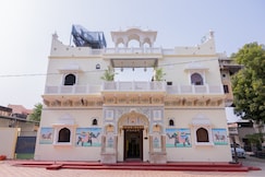 Jeevan Haveli Heritage Hotel And Museum, Jhunjhunu