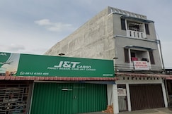 SPOT ON 93460 Lewi Family Guest House, Kota Medan