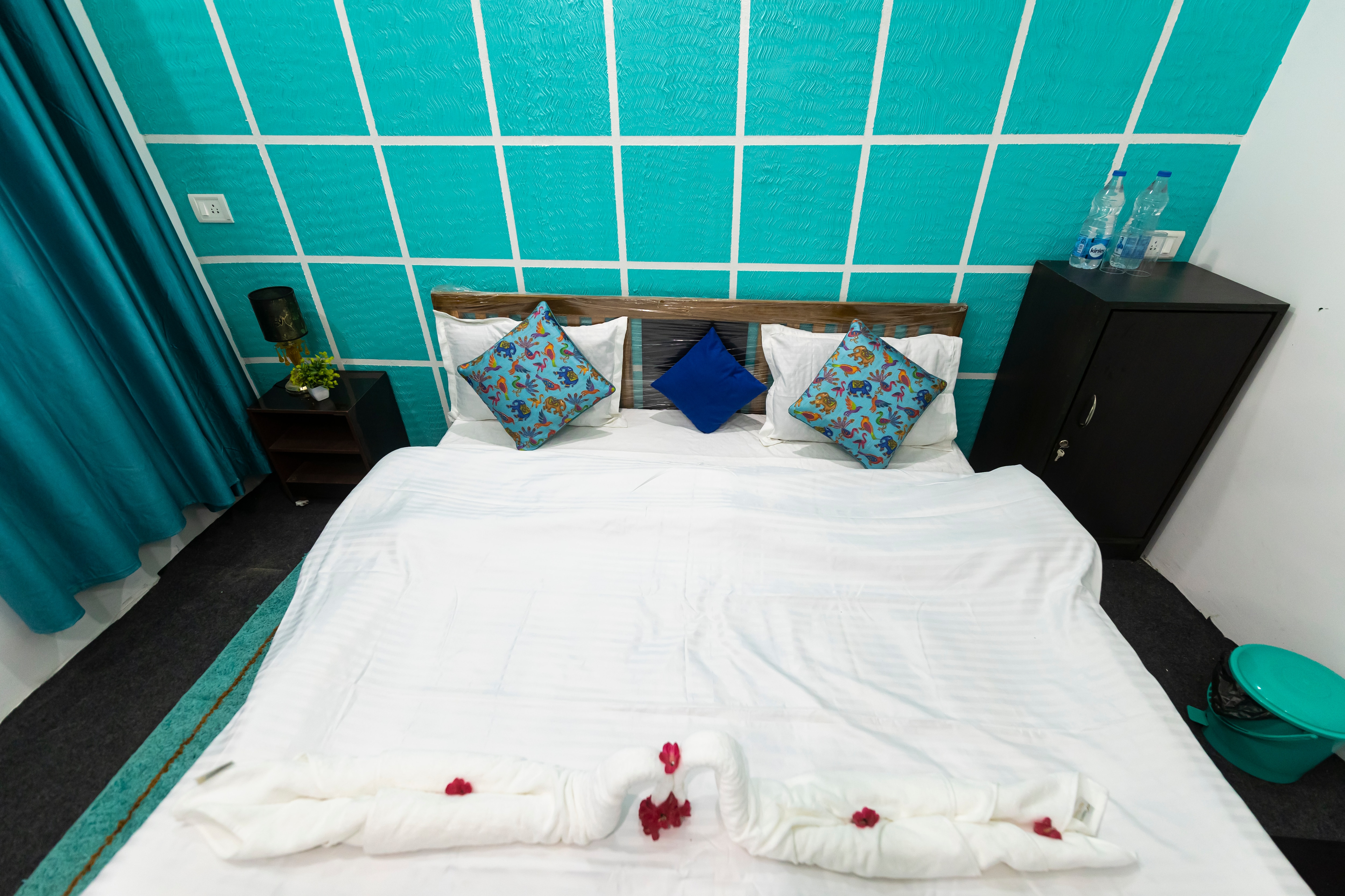 Sheetaldhara Homestay - Tap to explore photos