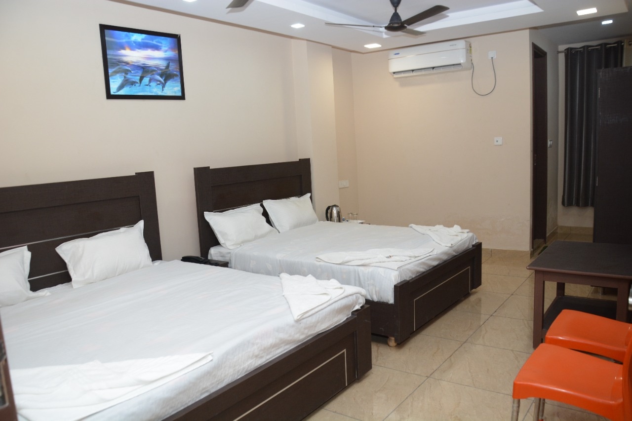 Hotel Kiran Sidcul - Tap to explore photos
