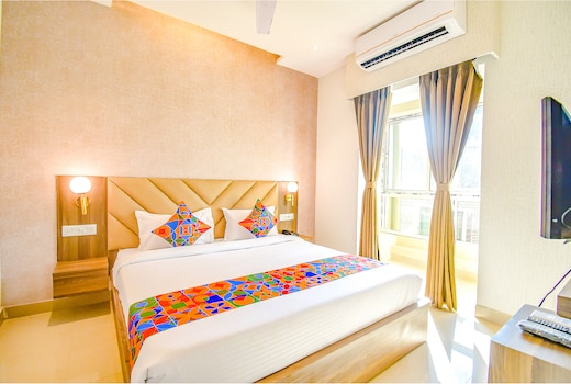 FabHotel Lake View Topsia - China Town