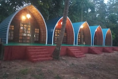 Surya Home Stay Resort, Malvan