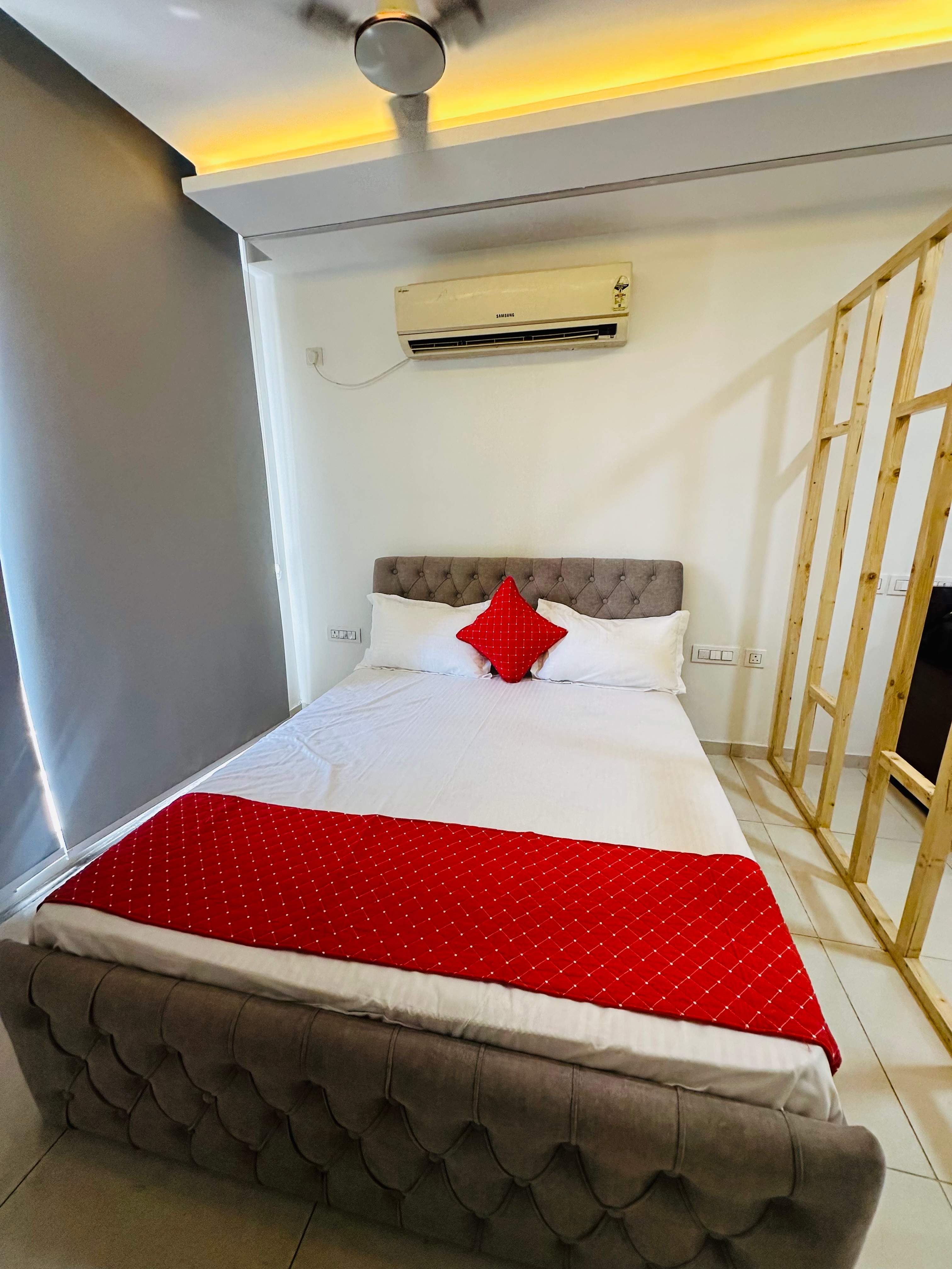 Ginger Garlic Studio Apartment - Tap to explore photos