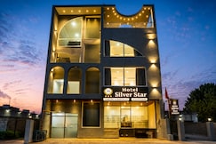 Hotel Silver Star, Greater Noida