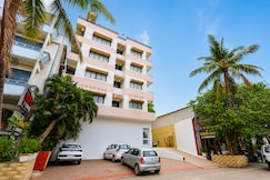 Hotel Hospice Opp. Surat Railway Station East, Khand Bazar, Varachha Road., Surat