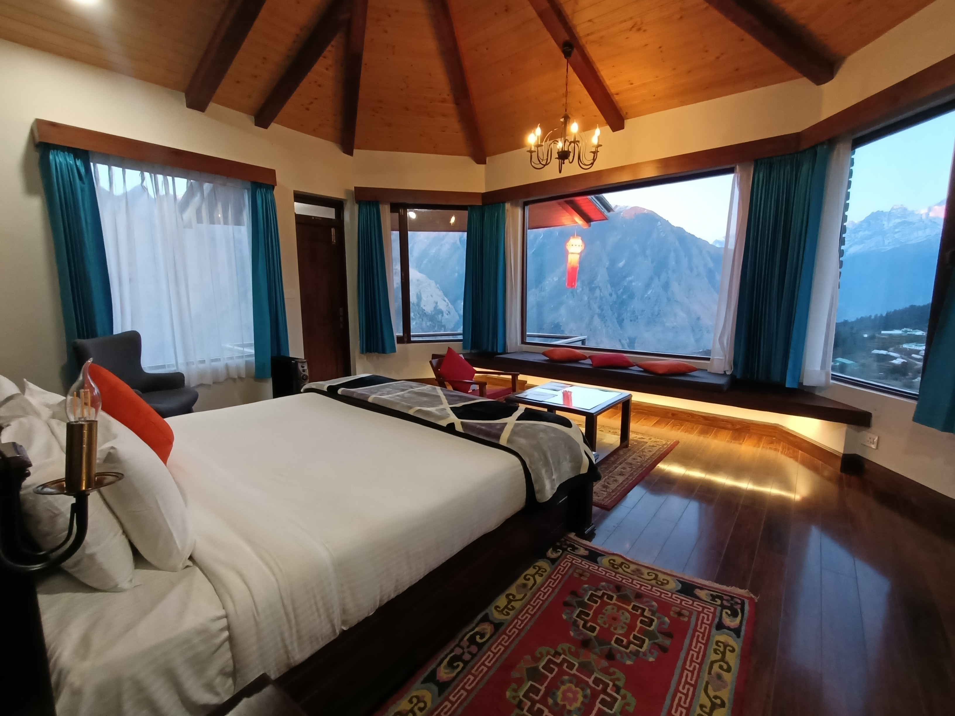 Casa Himalaya, Auli - Tap to explore photos