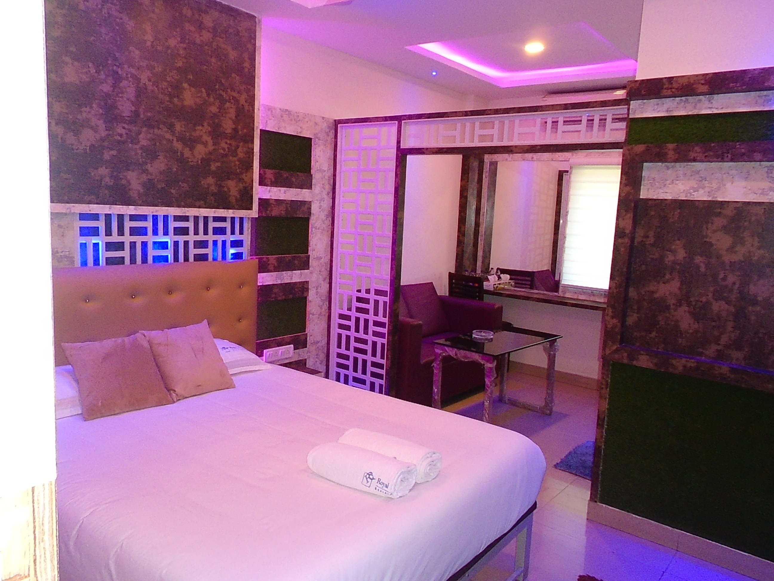 Hotel Royal Residency 𝗕𝗢𝗢𝗞 Bangalore Hotel 𝘄𝗶𝘁𝗵 ₹𝟬 𝗣𝗔𝗬𝗠𝗘𝗡𝗧