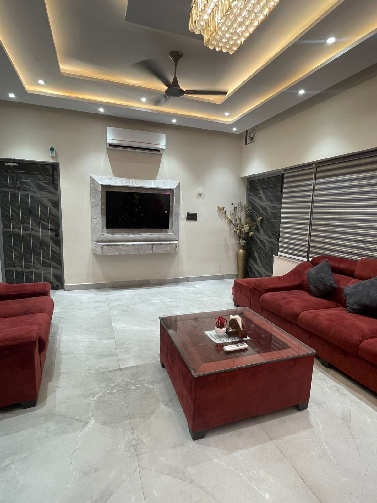 10BHk Villa in Punjabi Bagh, Roof, Swimming Pool - Tap to explore photos