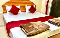 Deluxe Bedroom