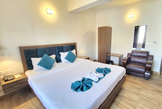HOTEL CLARK INN By CLOVETREE, JAMAL ROAD