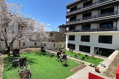 Hotel Choskar | Near Leh Market, Leh