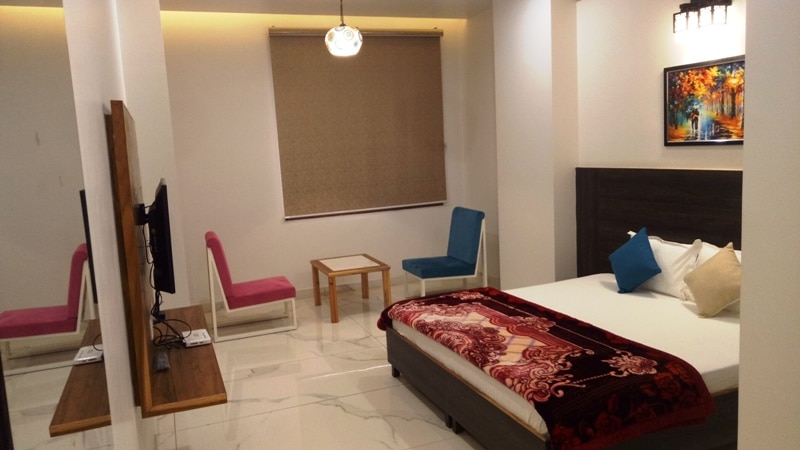 Alankrita Suites - Tap to explore photos