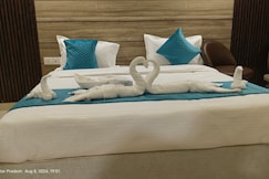 Ganeshwaram Hotel, Restaurant and Banquet, Sector-141, Noida