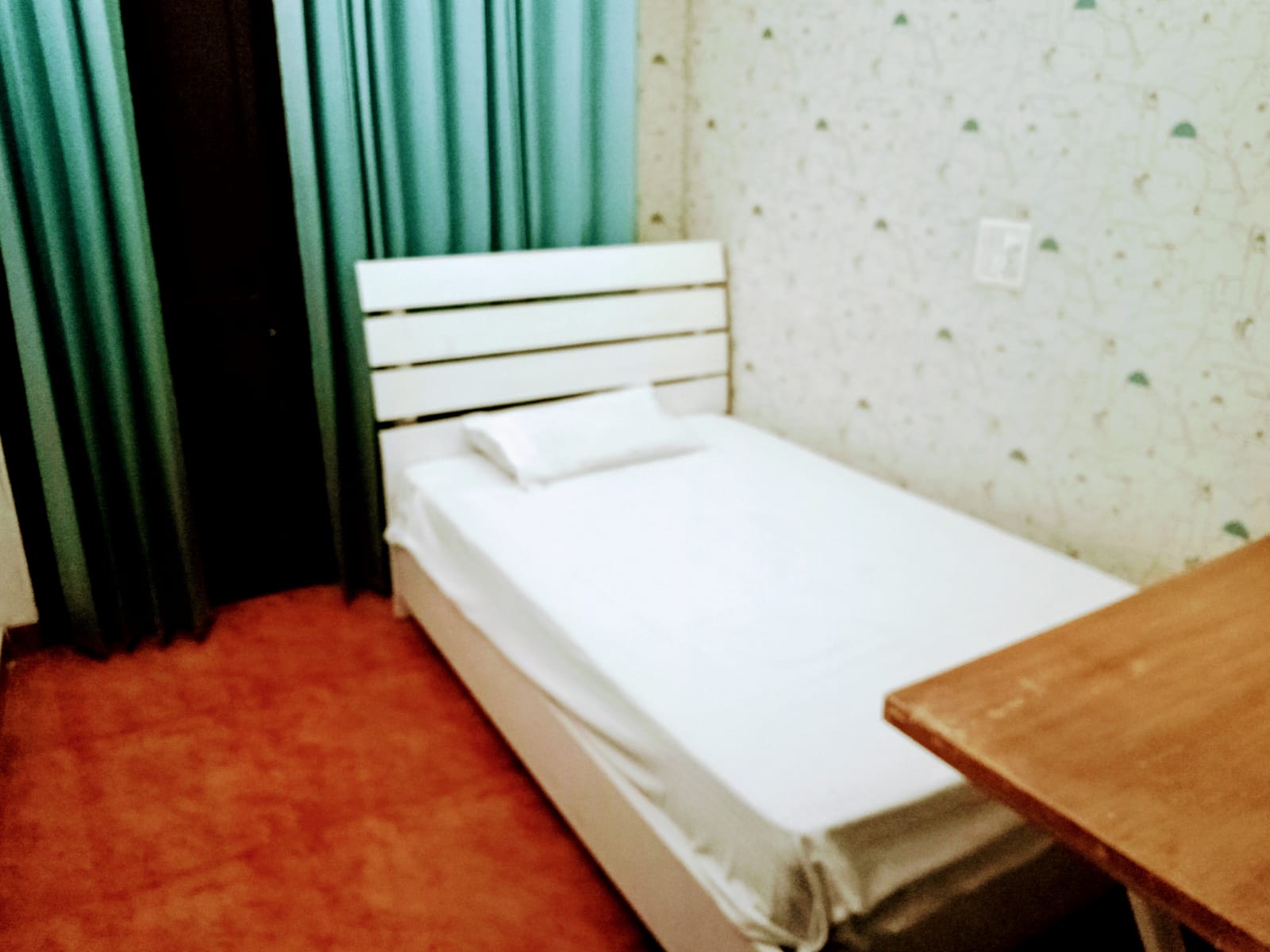 Delhi Capital Star Residency - Tap to explore photos