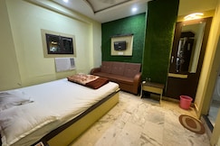 HOTEL ROXY DLX, Gaya