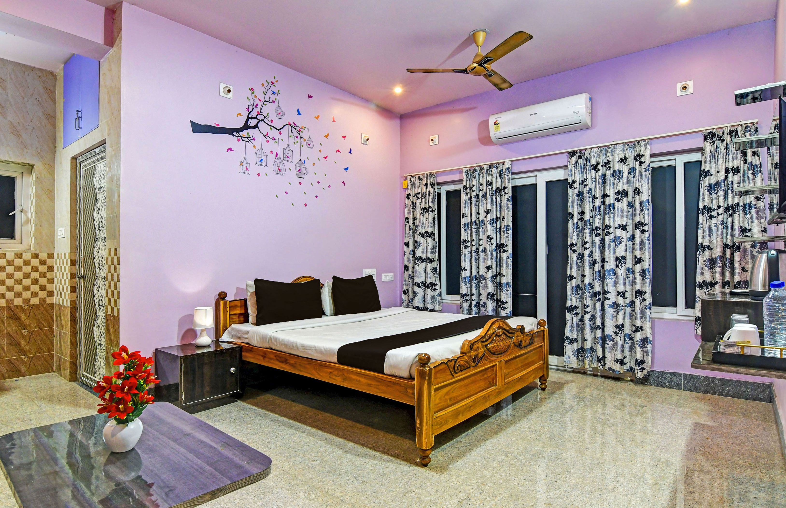 Hotel O Sai Somu Inn - Tap to explore photos