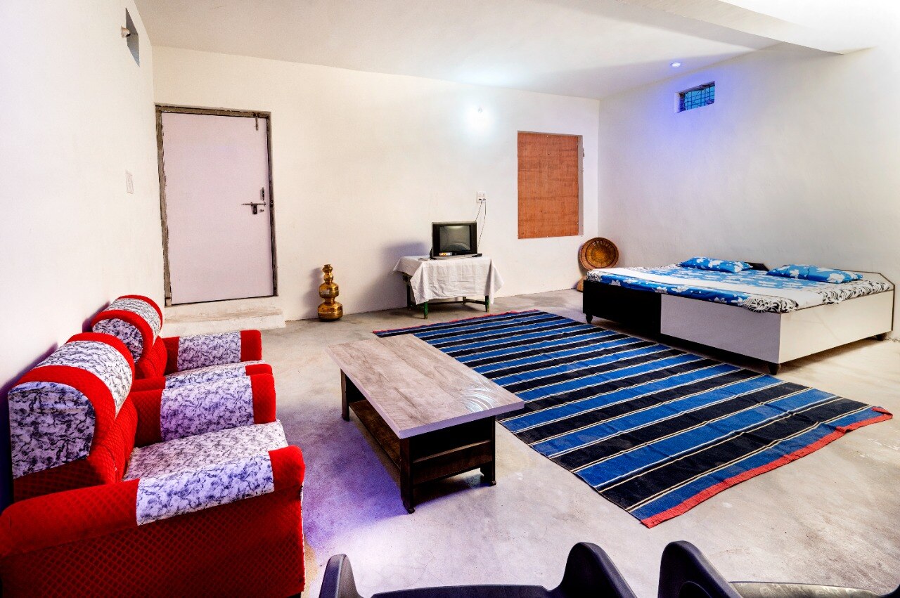 Saba Homestay - Tap to explore photos