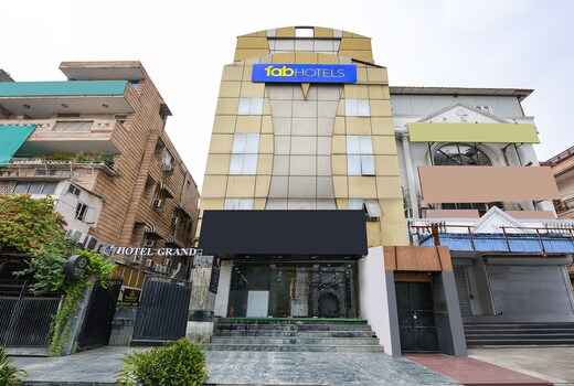 FabHotel Grand Palazzo I
