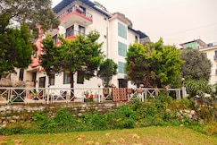 The Raikwal's Hotel & Restaurant, Bhowali