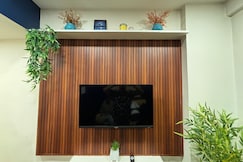 Sea-Front 1-BHK at CarterRoad, Mumbai