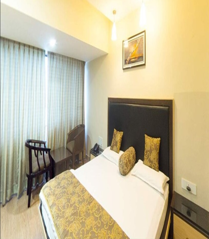 Hotel Savshanti Towers - Tap to explore photos