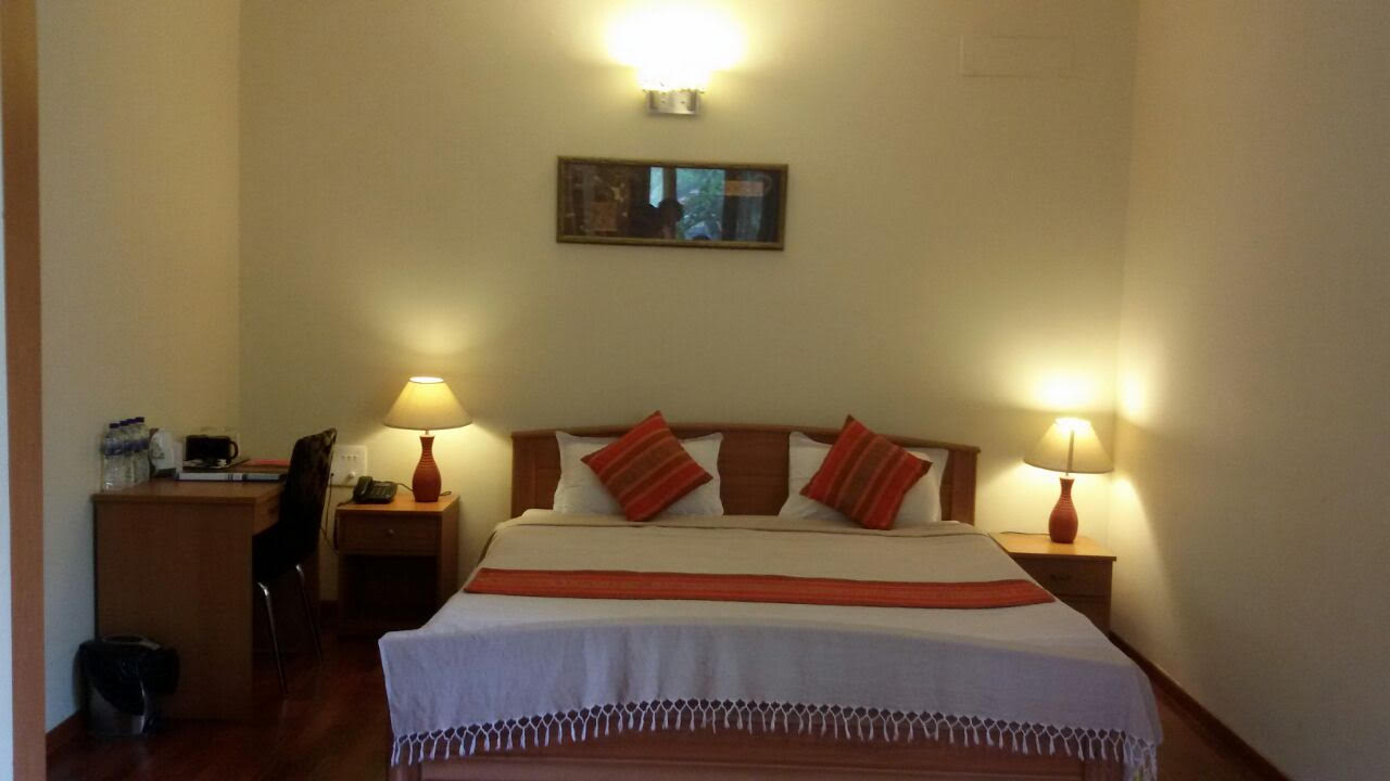 Hotels Near Central Cottage Industries Emporium Book From 548