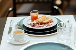 إنترك انين ايتاملي م مٕيني دي باي آيتش جي, مادريد