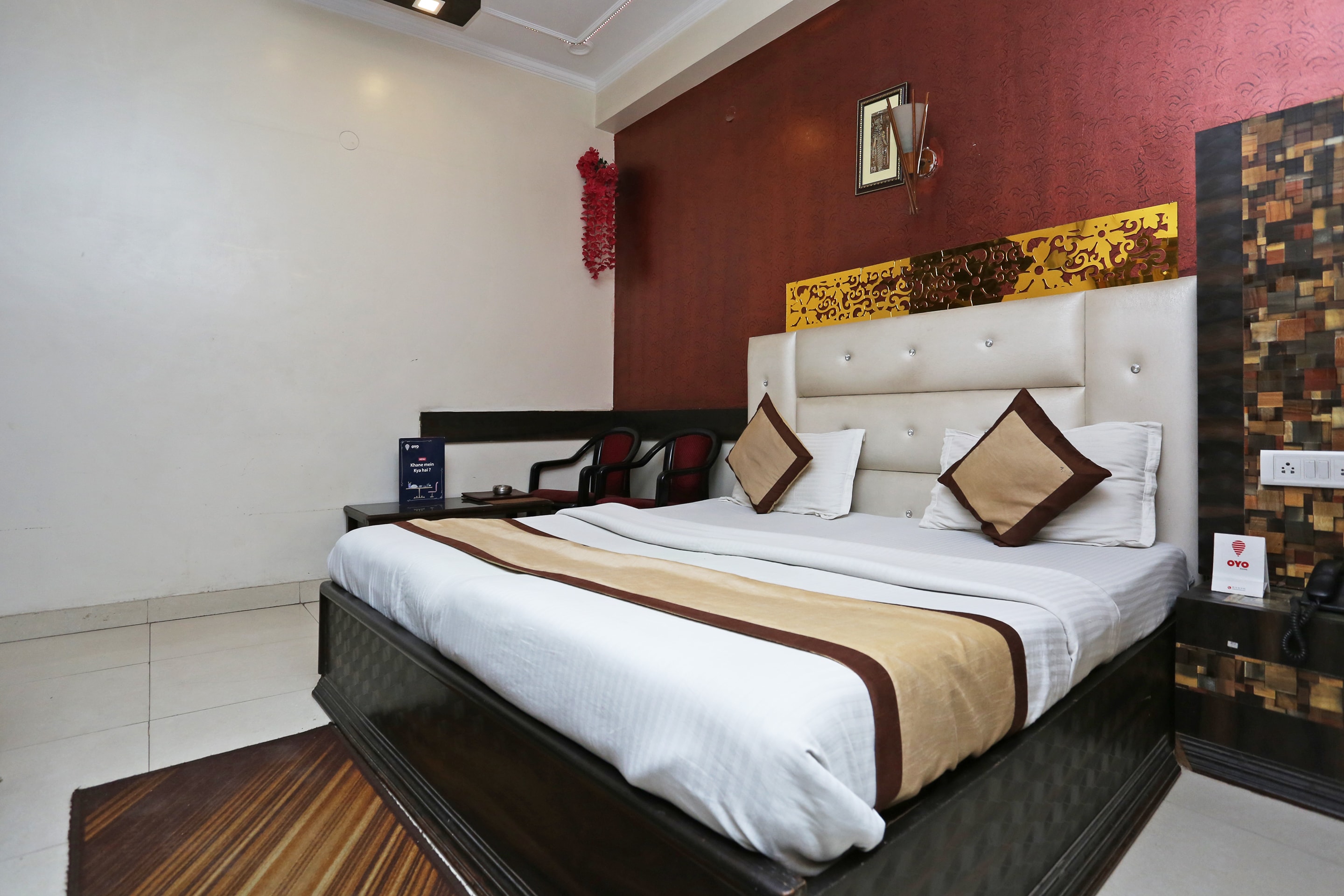 Hotel O Delhi Continental - Tap to explore photos