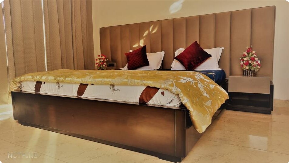 Stylish Apartment In Shimla - Tap to explore photos