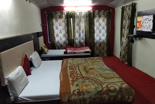Shivali Homestay | Rooms & Wi-Fi