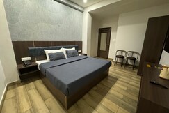 Hotel Joy By T And M Hotels, Haridwar