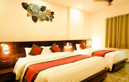 Double bed private