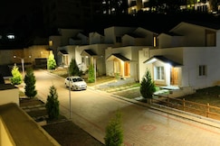 HOTEL ARADHANA INN