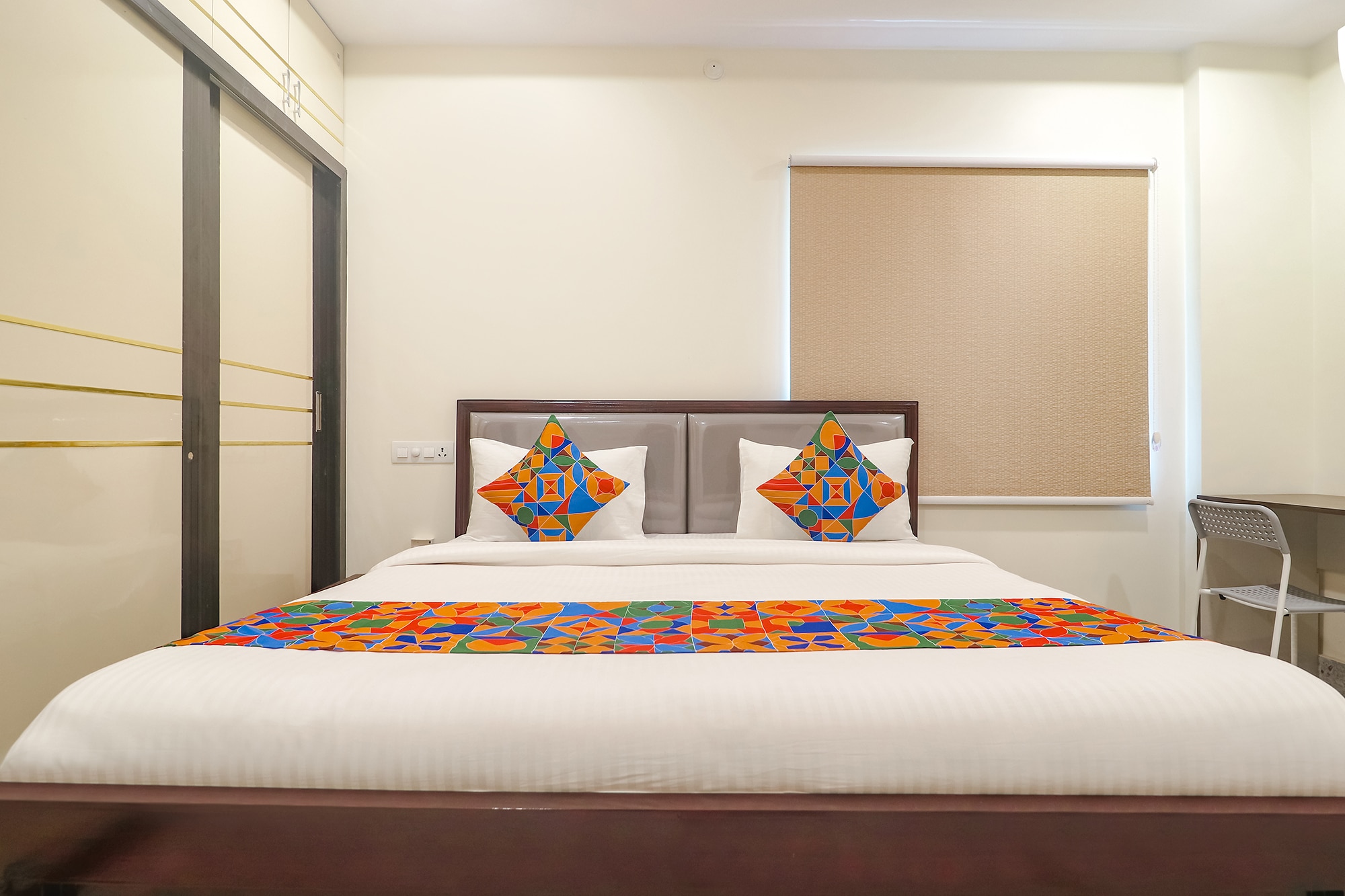 FabExpress RS Living - Nr TCS Deccan Park, Hitech City - Tap to explore photos
