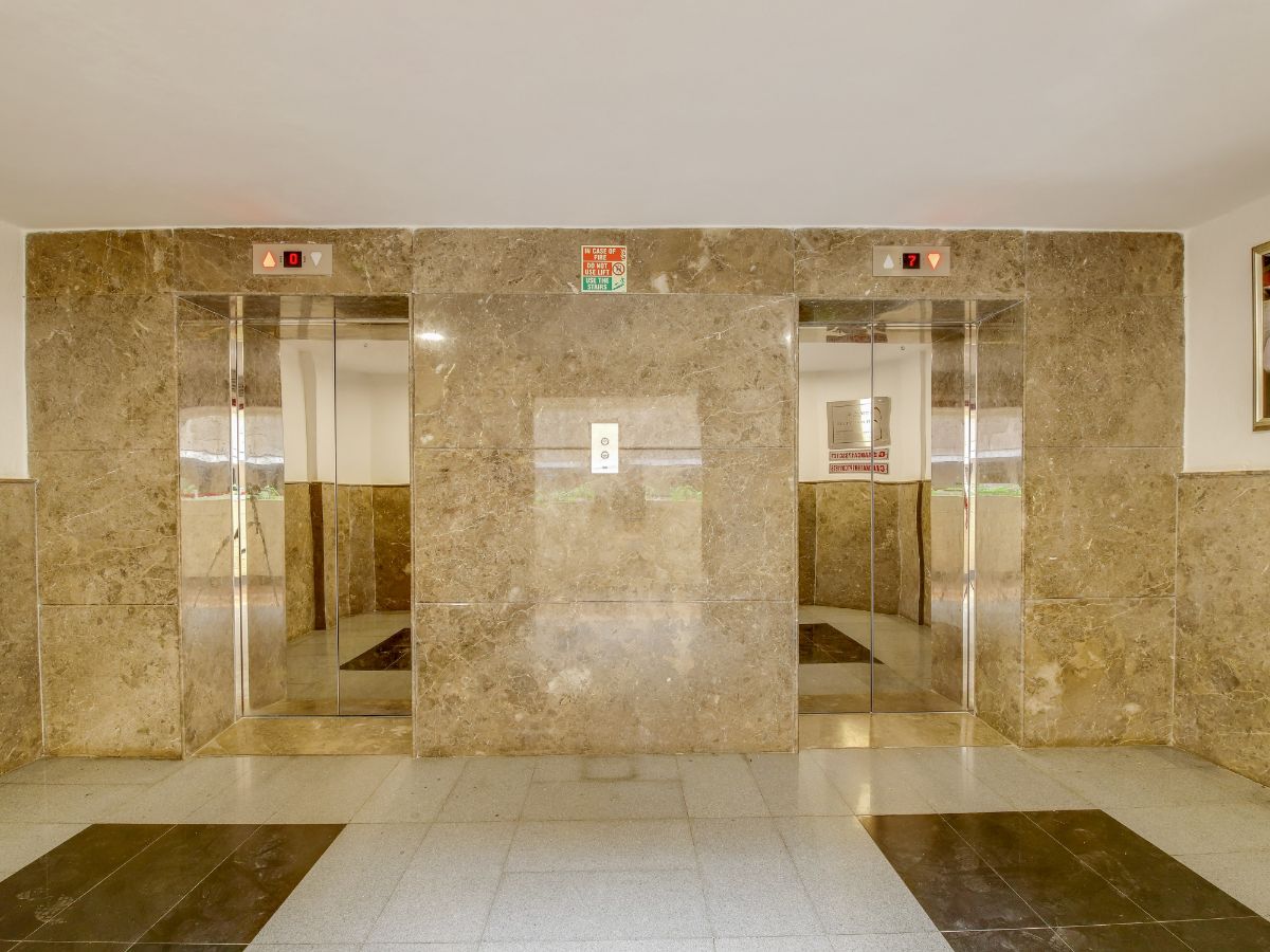 Hotel Ivory Tower Bengaluru Inr 739 Off 4 2 0 0 Hotel Price