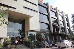 The Prabha International, Gwalior