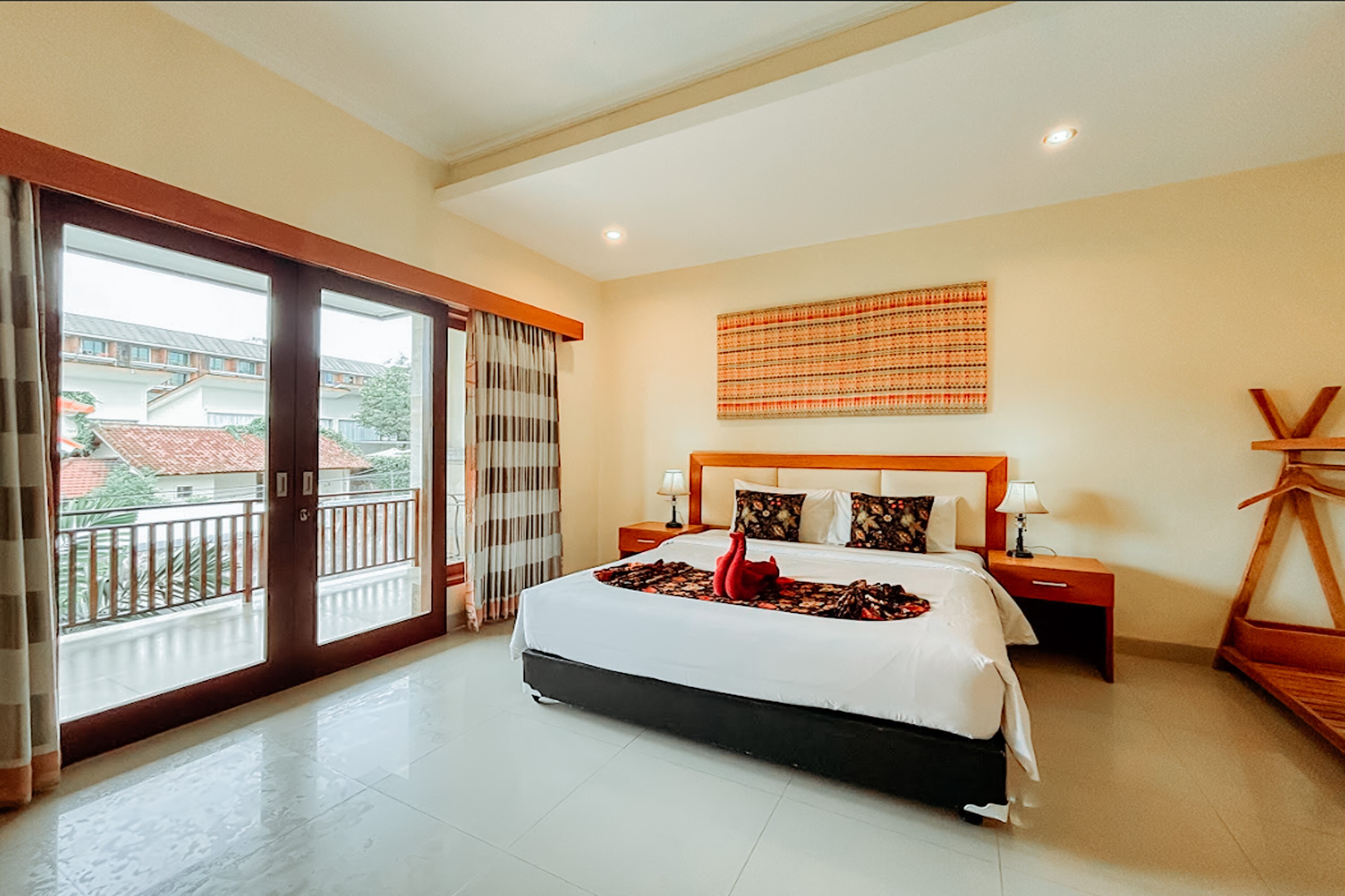 Kubu Petitenget Suite Seminyak - Tap to explore photos