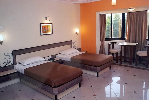 Hotel Heritage Residency Kalyan, 4 km from Kalyan Railway Station