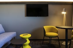 Ibis Saint Paul Trois Chateaux, Drome