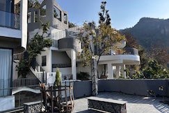 Moshams |A Home with Elegance, Rishikesh