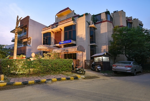 FabHotel Siris 18 - Aravali Biodiversity Park