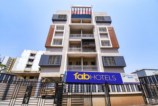 FabHotel Himalay Guest House