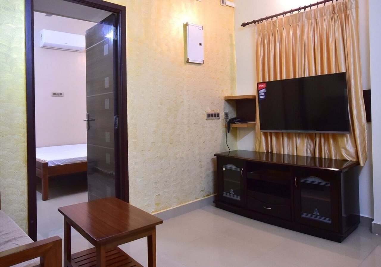 Thendral Service Apartment - Tap to explore photos