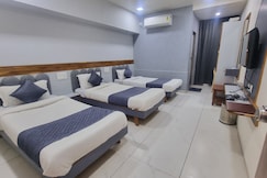 Hotel Navjivan,Patan