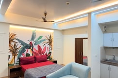 Dlfmypad Leafy Luxy by Rizzstay, Lucknow