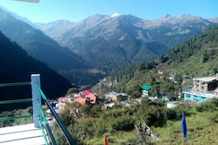 Paradise Holiday Resort, Tosh