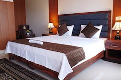 DR. ATAM PARKASH VILLA LAKE VIEW AC ROOMS, Morni